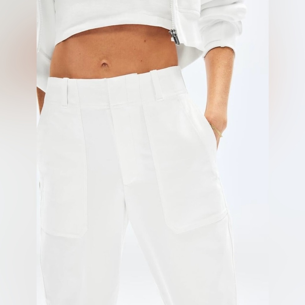 NWT-Athleta White Skyline Utility Barrel  Pant, Size 12 Petite - Picture 2 of 8